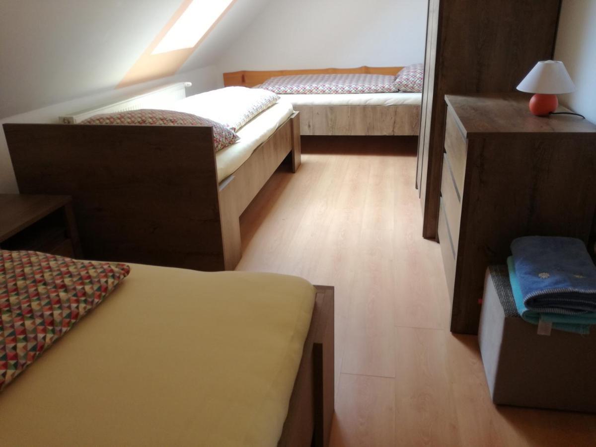 Apartmany Lenko - Near Thermal Aquapark Tatralandia Liptowski Mikułasz Zewnętrze zdjęcie