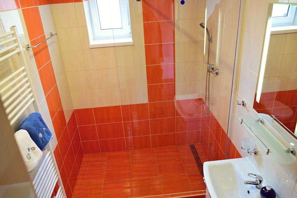 Apartmany Lenko - Near Thermal Aquapark Tatralandia Liptowski Mikułasz Zewnętrze zdjęcie