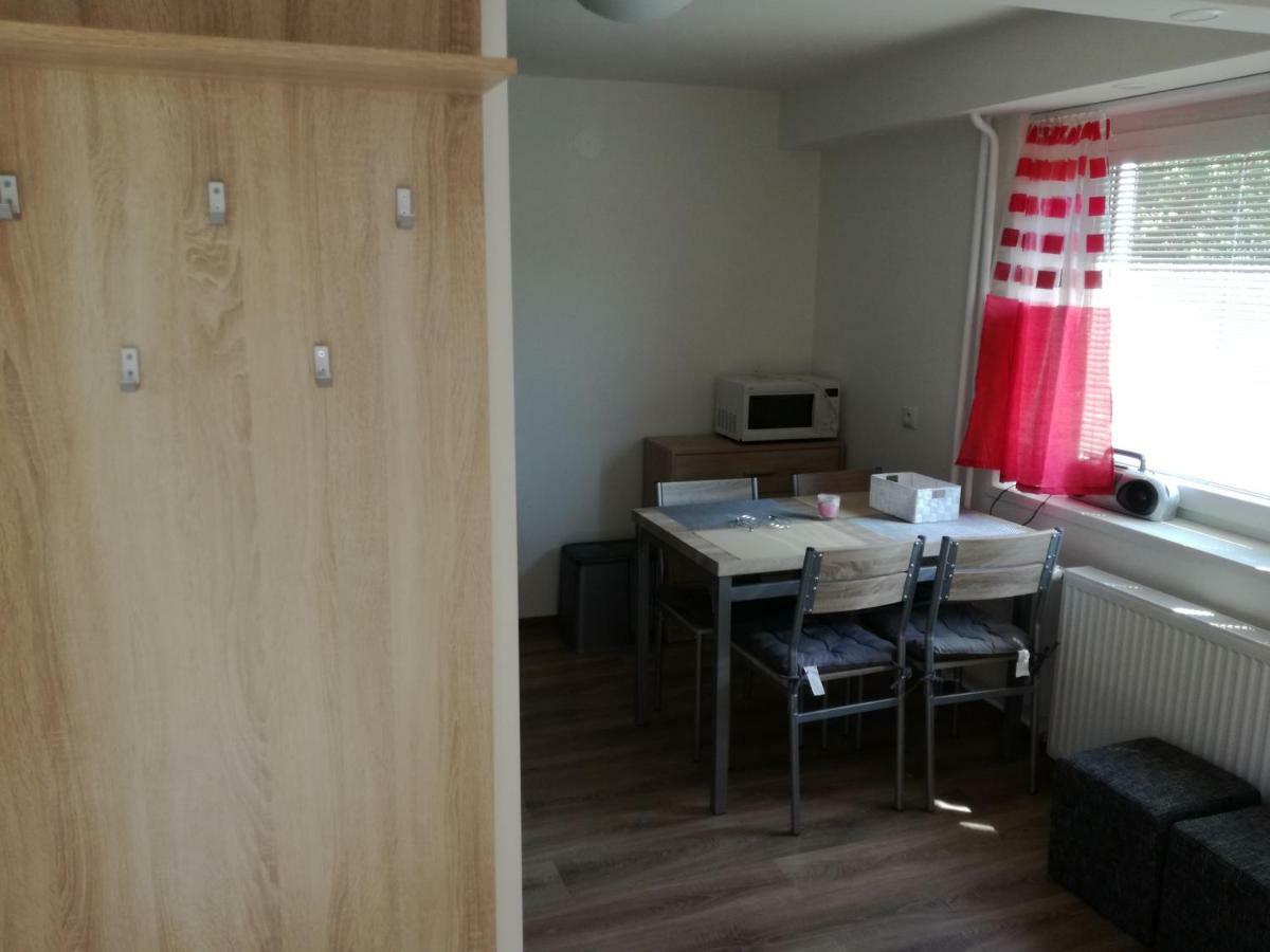 Apartmany Lenko - Near Thermal Aquapark Tatralandia Liptowski Mikułasz Zewnętrze zdjęcie