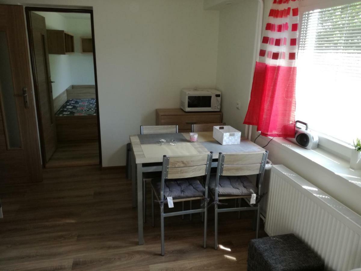 Apartmany Lenko - Near Thermal Aquapark Tatralandia Liptowski Mikułasz Zewnętrze zdjęcie